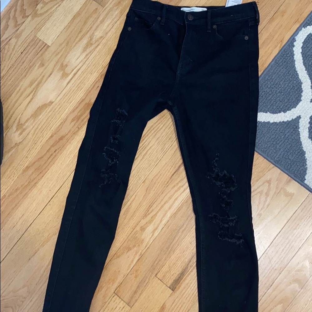 Black Ripped Jeans